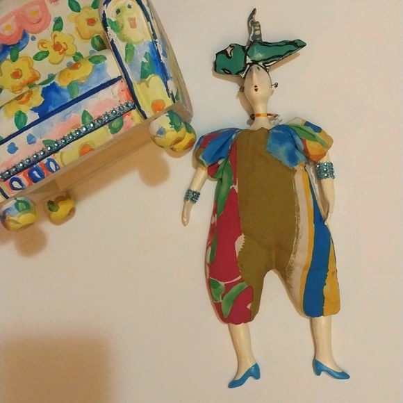 VINTAGE CERRI DOLL by POUPEE MILLET Porcelain Collector - Picture 4 of 10